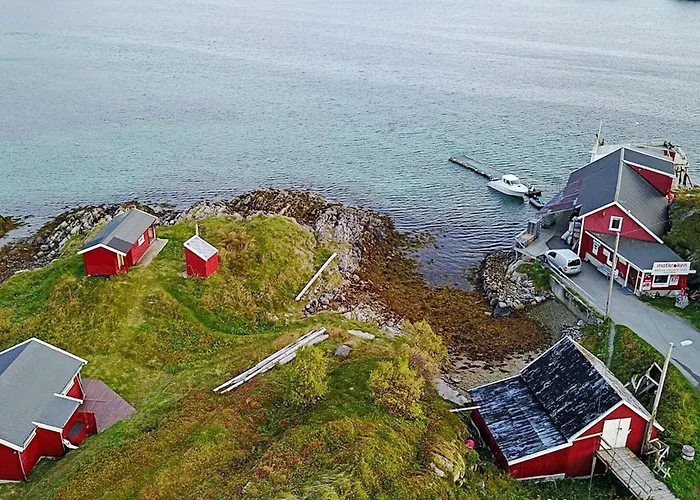 아파트 6 Person In *