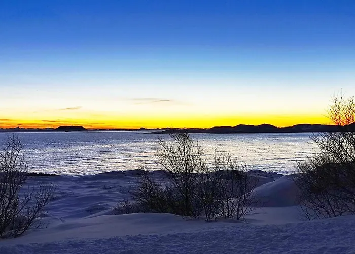 아파트 6 Person In *